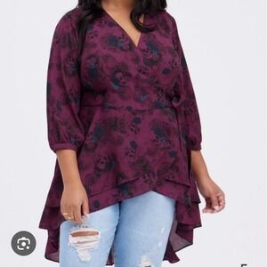 Torrid Georgette Wrap Tunic Blouse Plus Size 5X Purple Floral Skulls Long Sleeve